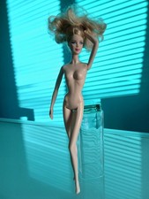 "MATTEL" Barbie "Magia delle Feste 2015", altezza 30 cm.