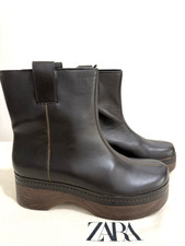 Zara Marrone Stivaletti con