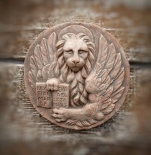 Bassorilievo leone di San
