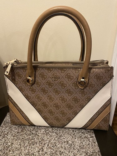 Guess 1981 brown logo - guess,