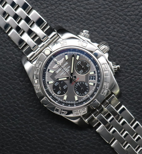 Breitling chronomat b01 - breitling,