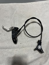 Pinza freno a disco anteriore