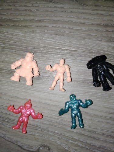 Lot figurines panosh cosmix - de,