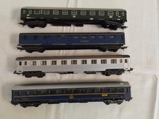 Lotto di n 4 vagoni Lima HO