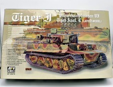 Modellino model kit montaggio