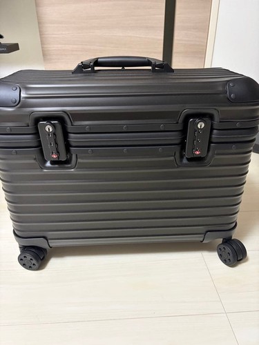 Valigia rimowa pilot nera - rimowa,