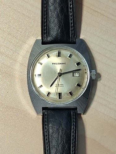 Montre mécanique vintage - montre,
