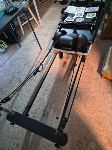 Stamina aeropilates reformer - /,