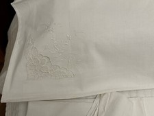 Completo matrimoniale lenzuolo + 2 federe ricamo a mano di purissimo cotone