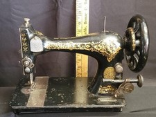 Antica macchina da cucire