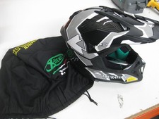 Lotto rimanenze: casco
