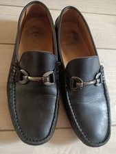 2 paia di scarpe mocassino uomo, in scamosciato e pelle. 