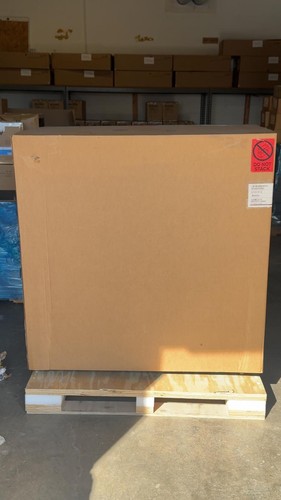 Apc netshelter ar3104 24u - netshelter,
