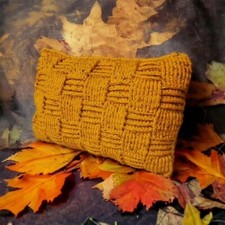 Cuscino all'uncinetto fantasia