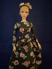 Bambola Barbie Grace Kelly "The Romance" Silkstone, etichetta oro 2011