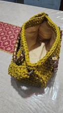 borsa ricamata a mano ad