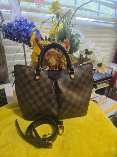 Louis vuitton sheena vie - louis,