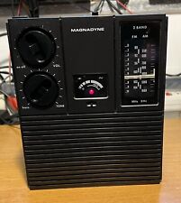 Radio portatile vintage MAGNADYNE 2-Band anni 70 , Bellissima Funzionante