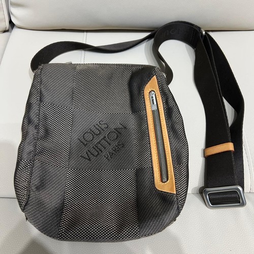 Borsa tracolla louis - a,