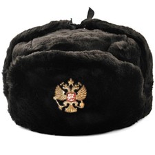 Cappello russo Ushanka nero