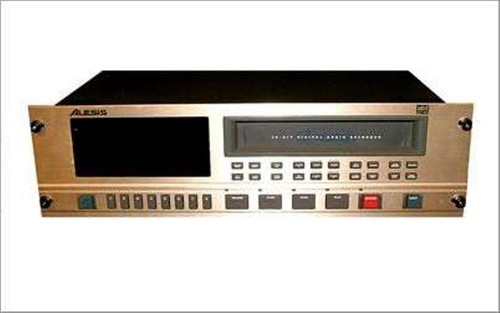 Alesis adat da - adat,