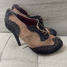 Lolita Milano, décolleté in