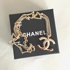 Collana con ciondolo CC ad