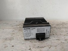 RIDUTTORE DI TENSIONE PER