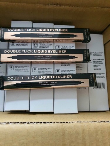 Eyeliner liquido doppio spesso