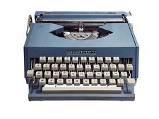 Macchina da scrivere vintage Antares Lisa 30 con custodia rigida Funzionante?