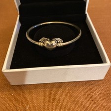 Pandora moments winged heart - moments,