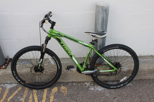 Trek bikes series 3700 disc - bikes,