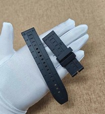 Bracciale in gomma nera per