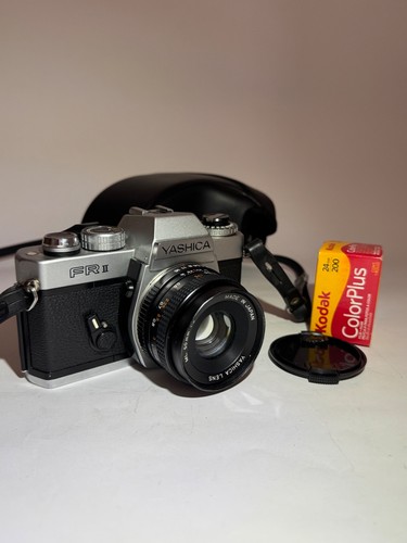 Fotocamera analogica yashica - analogica,