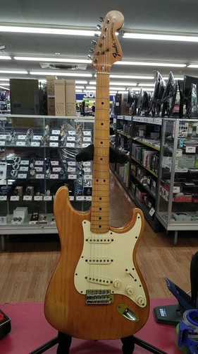 Fender 1972 stratocaster - fender,