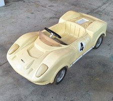 MACCHINA PEDALI PER BAMBINI