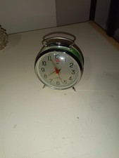 VECCHIA SVEGLIA VINTAGE CON CARICA MANUALE FUNZIONANTE