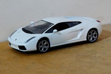 1/43 SCALE DIECAST MODEL