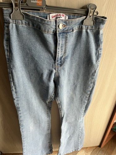 Pantalone attillato zampa di - a,