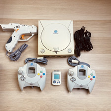 Sega Dreamcast Console + 2