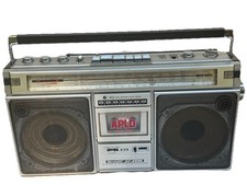 Registratore a cassette radio AM FM vintage Sharp GF-8686 Boombox - radio funziona