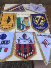 Lotto Di  8 Gagliardetti