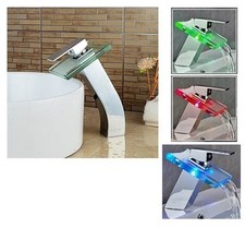 Rubinetto di Vetro Elegante Cromato effetto Cascata Miscelatore in vetro RGB