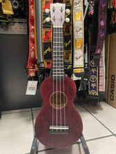 Mahalo Island Series Ukulele Soprano Cherry Red