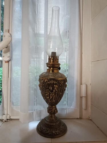Antica lampada petrolio - lampada, a