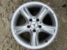 Ruota anteriore Mercedes in