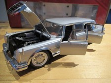 RARO MERCEDES BENZ 600 PULLMAN