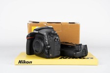 Nikon D750 + Battery grip  + 2 ANNI DI GARANZIA  - 2 YEARS WARRANTY