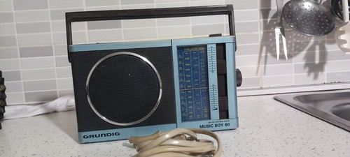 Radio tavolo grunding music - da,