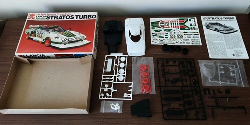 Kit modellino auto - , bandai